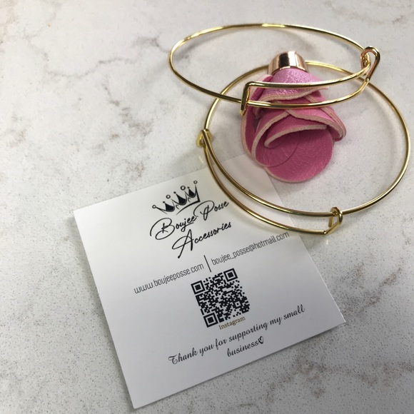 16 Assorted Expandable Wire Bangles - Picture 2 of 9